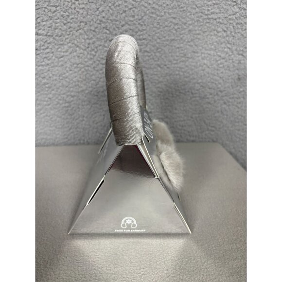 ON 34TH Women's Faux Fur Earmuffs Silver One Size Cute & Cozy Gift Box NWT's - Picture 4 of 7